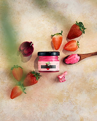 Lip Scrub Strawberry 25g