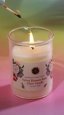 Velvet Blossom Body Glow Candle