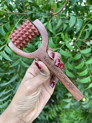 Scalp massager (Neem Wood) Scalp massager (Neem Wood)
