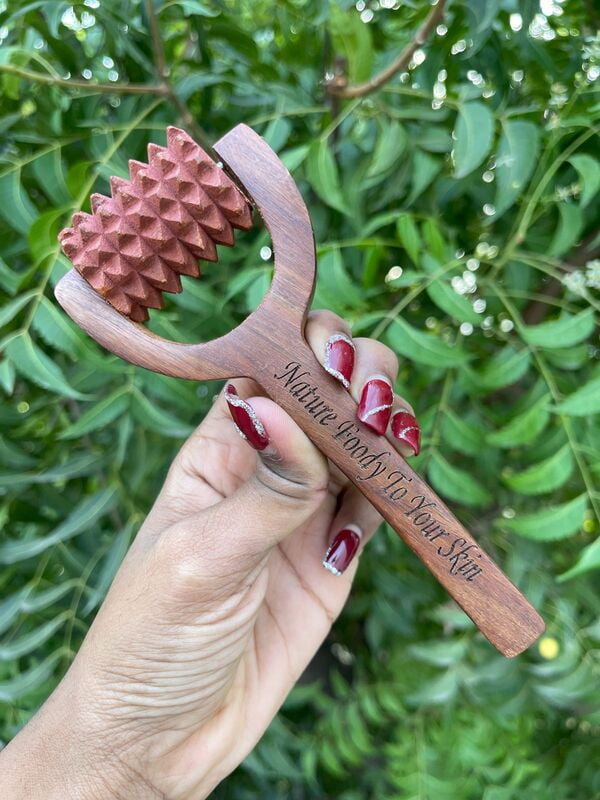 Scalp massager (Neem Wood) Scalp massager (Neem Wood)